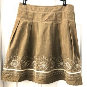 🌼 Ann Taylor LOFT Cotton Embroidered Skirt